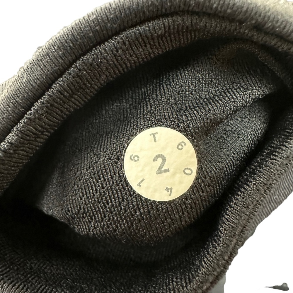Lululemon Hit It 21” Crop Black Leggings Size 2 Mesh Luxtreme Drawcord - Picture 16 of 16